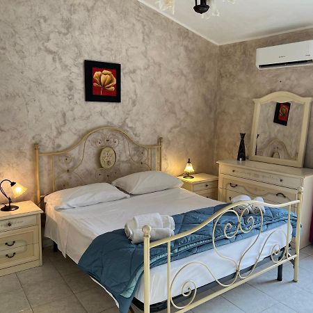 Perla Apartment เชฟาลู ภายนอก รูปภาพ