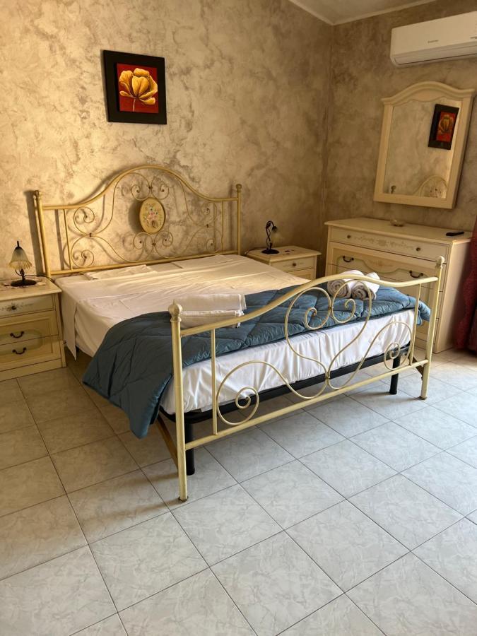 Perla Apartment เชฟาลู ภายนอก รูปภาพ