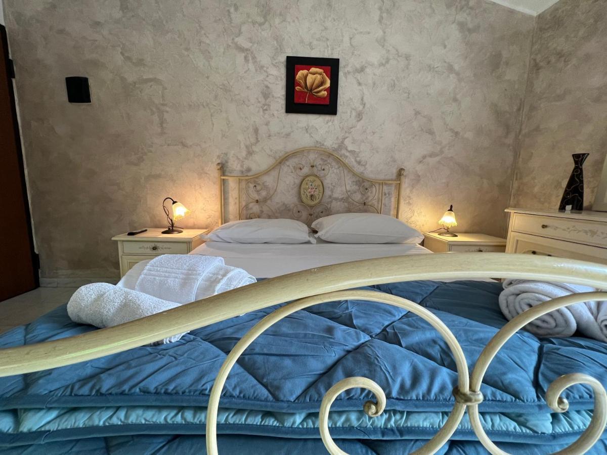 Perla Apartment เชฟาลู ภายนอก รูปภาพ